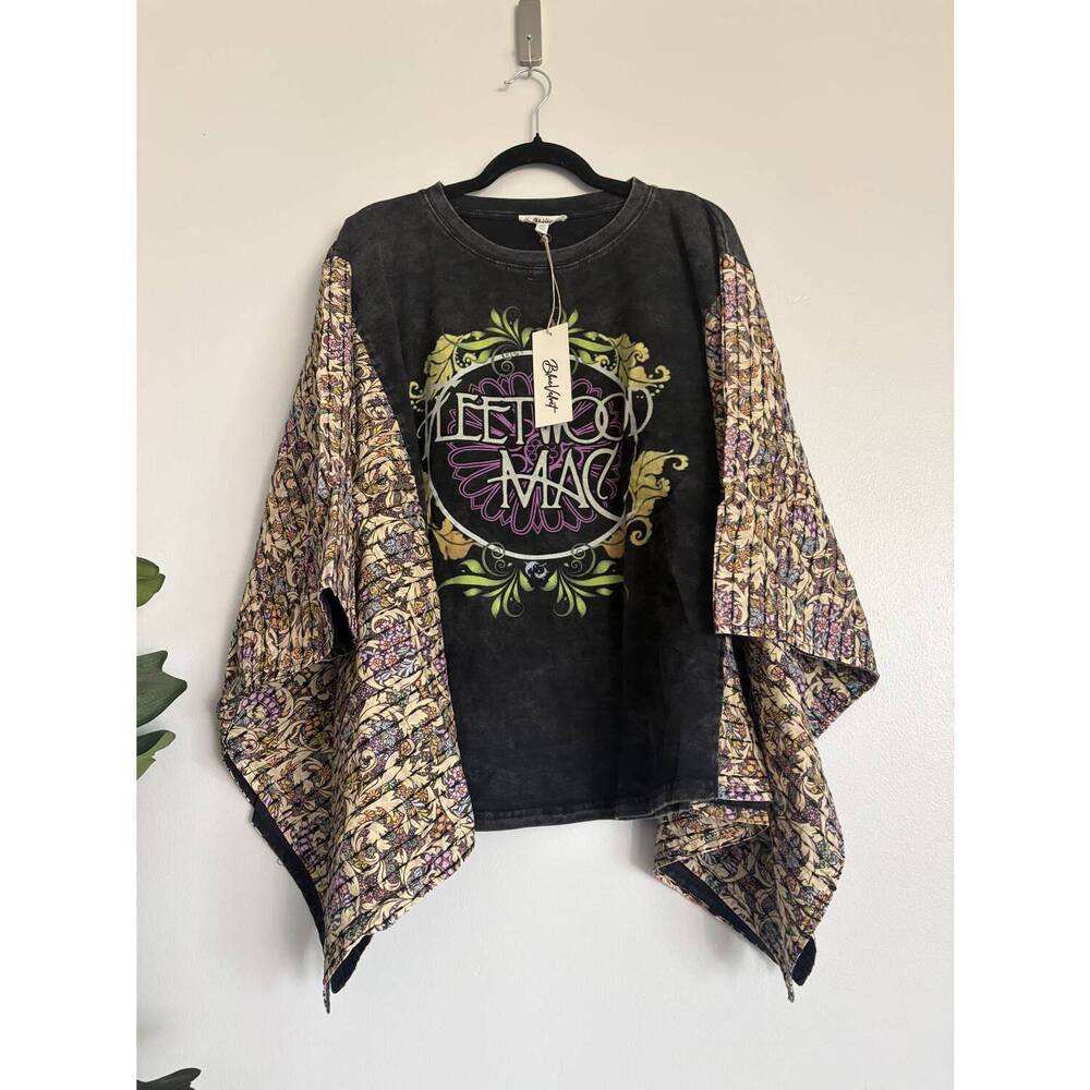 NEW BLUE VELVET women's fleet wood max canvas tee in black graphic